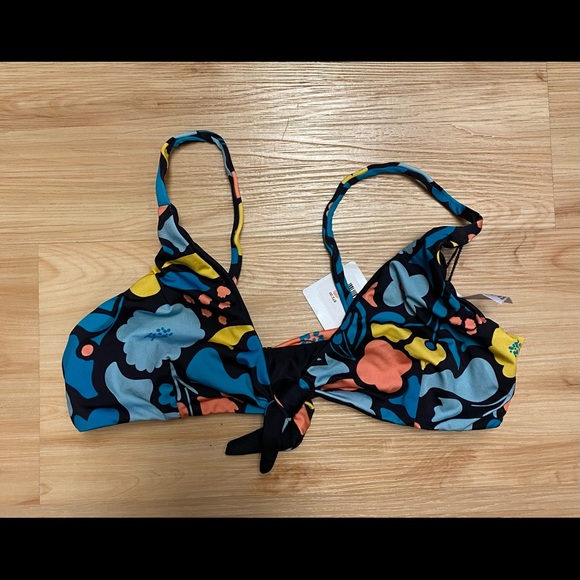 Fighting Eel Other - Fighting eel swim Molokini top